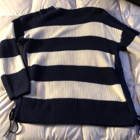 NWT Super Cute Talbots sweater!  Great for spring! - Picture 7 of 8